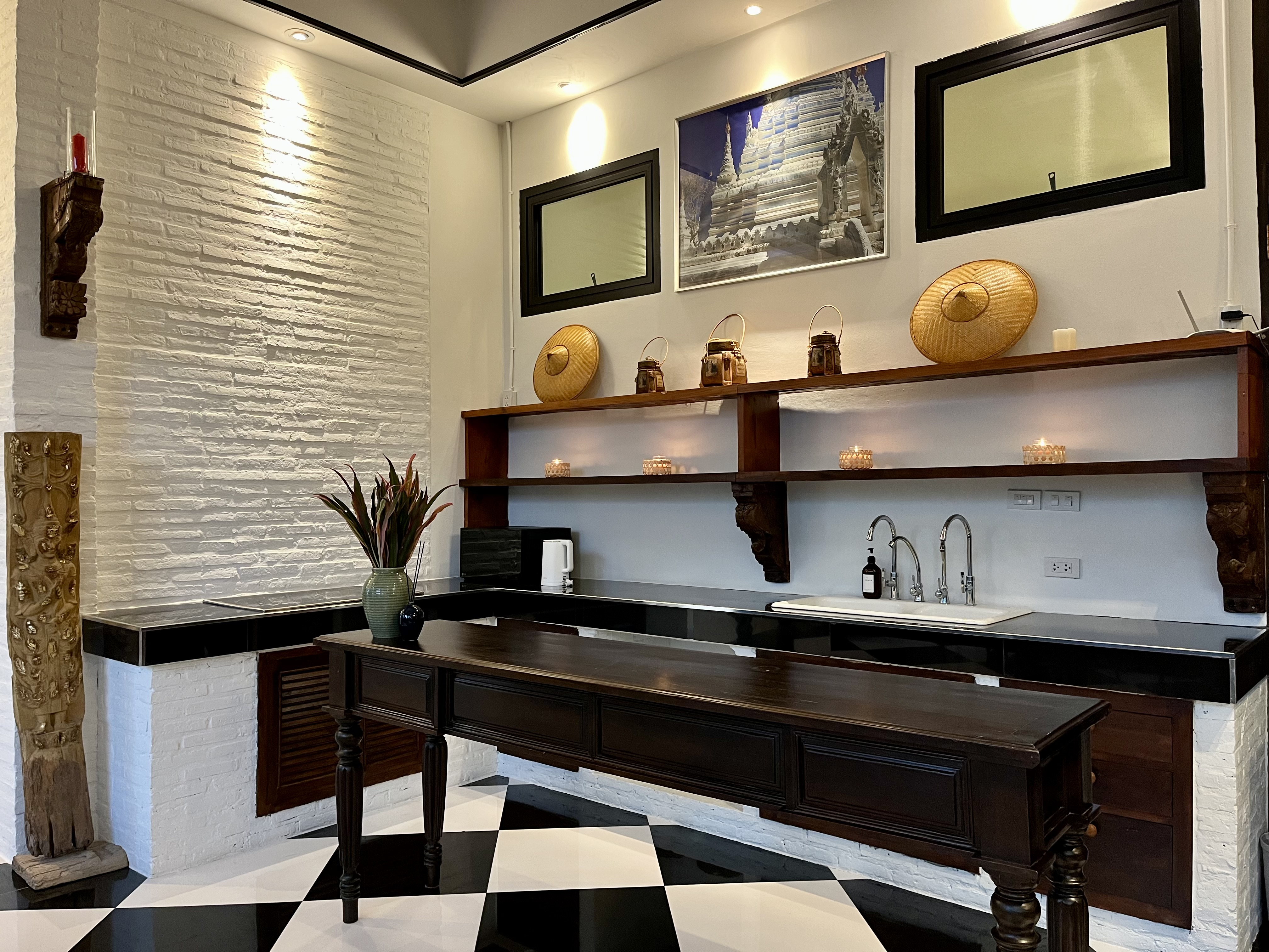 The Lanna Lounge - Image 14
